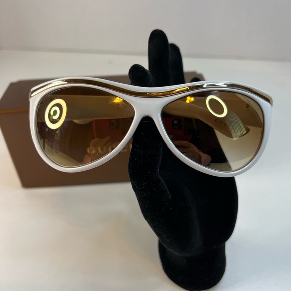 Gucci White w/Gold Trim Sunglasses - Picture 12 of 15